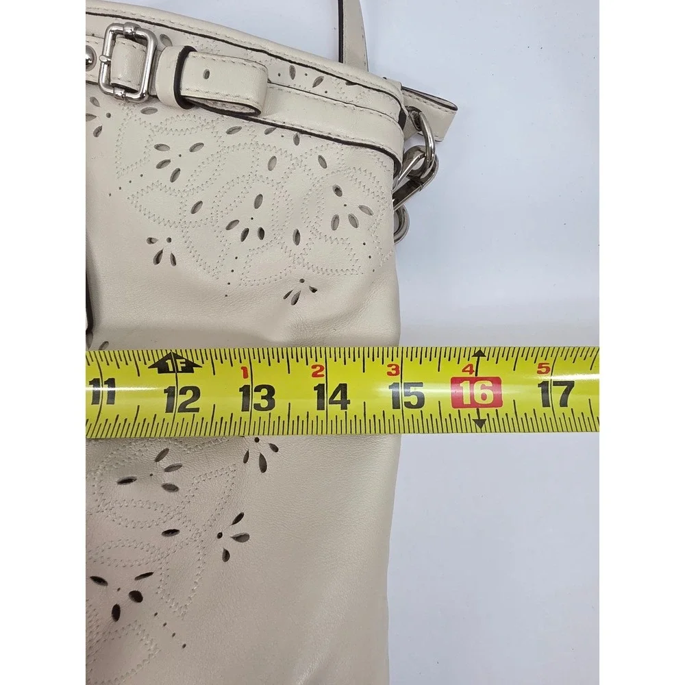 Coach Madison Tossed Laser Lindsay Satchel White B1282-19624 Hobo Shoulder Bag
